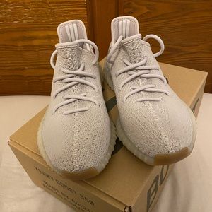 Yeezy Boost 350 v2 Sesame Size 8.5 men